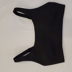 Lululemon sports bra 4 c/d - like new!